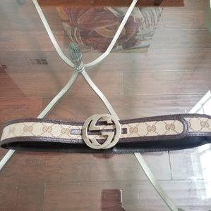 Gucci GG Supreme Belt with G buckle